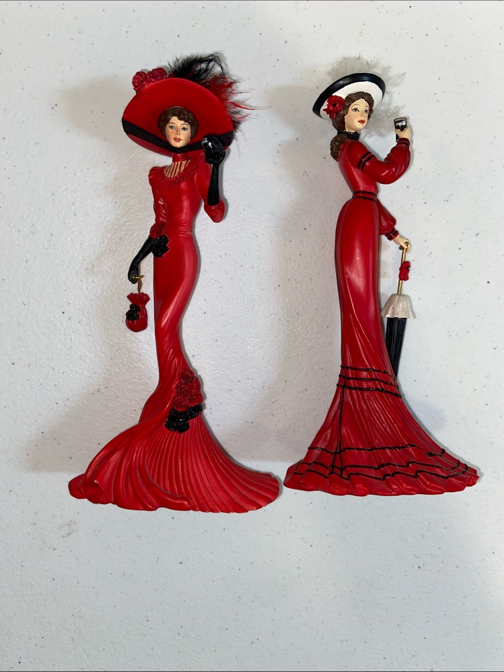 VTG, Hamilton Coca-cola Elegant Red Lady’s Wall Figurine Pair with Black Accents